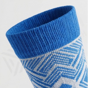 Women <b>Tight</b> Compression Polyester Nylon Running Socks Athletic Sports Support Breathable Moisture Wicking Pro Customized Color - Product Image 4