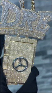 Colgante Personalizado de Oro Sólido con Moissanita y Diamantes Estilo Hip Hop DMC Mercedes, Joyería de Lujo - Product Image 2