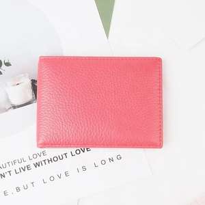 Portefeuille souple en cuir véritable de luxe polyvalent multicolore pour cartes d'identité, avec protection RFID et fermeture ouverte, pour femme - Product Image 1