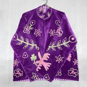 เสื้อแจ็คเก็ตคอจีนกำมะหยี่สีม่วง ปักลายดอกไม้และนกด้วยมือ ทรงหลวม สไตล์จีน เสื้อคลุมฤดูหนาว - Product Image 5