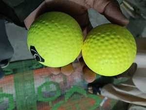 Balles à fossettes personnalisées et durables pour l'entraînement sportif, balles de cricket et de baseball, fournisseur en gros, balle d'entraînement à fossettes écologique - Product Image 2