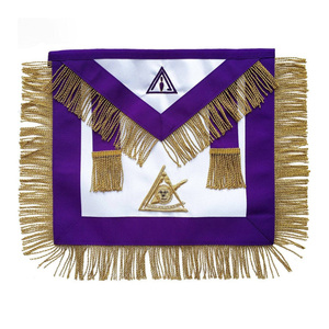 Delantal de la Ilustre Cámara Maestra, con borde blanco y morado, flecos y borlas, emblema bordado en oro, insignia masónica personalizada - Product Image 2