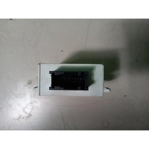 ECUs y Módulos de Computación Usados de la Serie 3 6774206010 - Product Image 3