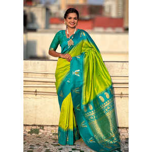 Pista South Traditional Soft Silk Zari Woven Saree with Tilak Contrast for <b>Club</b> <b>Dresses</b> - Product Image 5