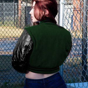 Chaqueta Corta Estilo Universitaria para Mujer, Color Verde Oscuro y Negro, Estilo Bomber, Mangas de Cuero Sintético, Ropa Exterior Informal, Moda Femenina - Product Image 5