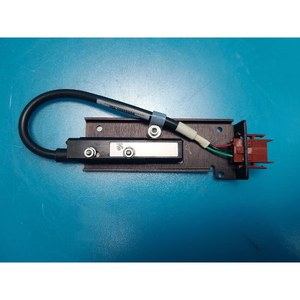Capteur AMAT 0090-40030, type wafer à profil bas TC, utilisé comme pièce détachée pour équipement semi-conducteur d'occasion - Product Image 2