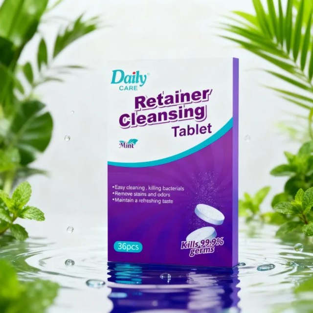 Daily Care Custom Logo Cleansing Tablet Cool Mint Flavor Retainer Cleaning Tablet Denture Clean Use Cleansing Tablet for Adult