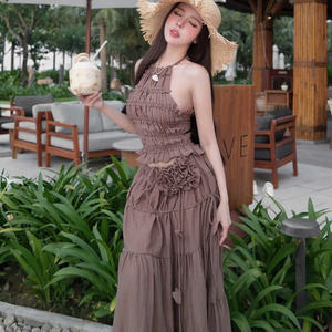 Ensemble deux pièces d'été pour femmes, vêtements confortables, mode naturelle, lavables, emballage personnalisé, fabriqué au Vietnam. - Product Image 6