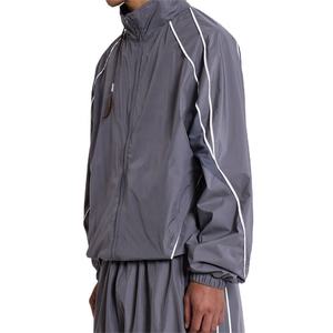 Conjunto Cortavientos para Hombre, Chaqueta Ligera con Capucha y Cremallera con Pantalones Anchos a Juego, Atuendo Deportivo para Correr al Aire Libre - Product Image 6