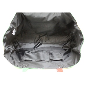 Sac fourre-tout en toile naturelle 12 oz avec poche extérieure en V, une poche intérieure pour téléphone et monnaie, doublure intérieure en polyester, motif imprimé sur toute la surface - Product Image 6