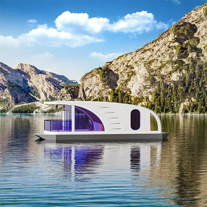Casa Flotante FH30 Villa de Acero Impermeable |   El Futuro del Estilo de Vida Moderno junto al Mar |   Lujo en su máxima expresión - Product Image 1