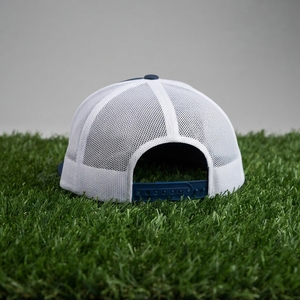 Casquette de baseball pour homme bleu marine avec dos en maille blanche, fermeture snapback, patch personnalisé, style streetwear décontracté - Product Image 6