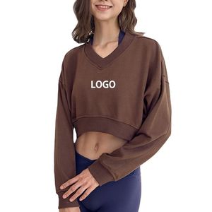 Sweat-shirt court marron pour femme, col en V, manches longues, épaules tombantes, en coton tricoté, décontracté, pour l'automne, avec logo lettre sur le devant - Product Image 3