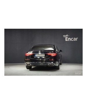 Mercedes-Benz Clase S Maybach S580 4MATIC 2023/4, 56,566 km, Caja de Cambios Automática, Volante a la Izquierda - Product Image 4