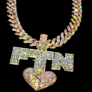 Pendentif personnalisé en argent 925 avec moissanite, breloque lettre cœur style Hip Hop, plaqué or et rhodium, idéal pour les fêtes - Product Image 1