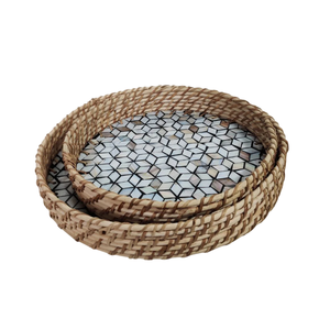 Plateau de service artisanal en nacre, design floral de luxe, plateau décoratif pour table basse, incrustation de coquillages de première qualité pour la maison - Product Image 3