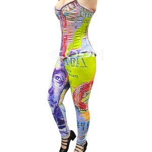 Ensemble coordonné de luxe imprimé billet de banque, comprenant un corset bustier à baleines en acier et un legging assorti - Product Image 3