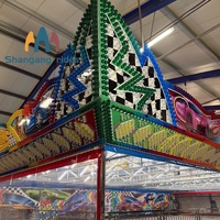 Grand équipement d'amusement extérieur : Voiture tamponneuse électrique montée sur remorque pour parcs d'attractions et fêtes foraines
