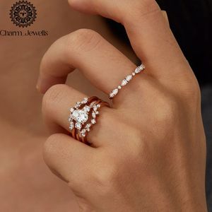 แหวนหมั้นผู้หญิง Charm_Jewells ทอง 18K ประดับโมอิสซาไนต์ทรงมาร์คีส์ ฝังเพชรแบบพาเว่ ลายดอกไม้สุดโรแมนติก สำหรับงานแต่งงาน - Product Image 4