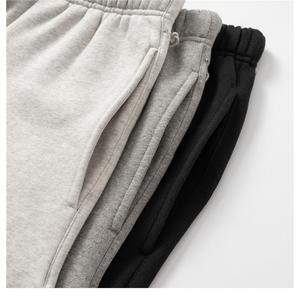 Pantalones Cortos Deportivos de Diseño para Hombre, de Cintura Media, Alta Calidad, con Estampado por Transferencia Térmica, Bordados, Impermeables y de Secado Rápido, Venta al Por Mayor - Product Image 3