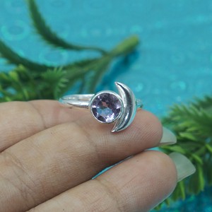 Bague en argent sterling 925 avec améthyste, forme croissant de lune, pierre précieuse violette, ajustable, bijou spirituel pour femme, cadeau pour elle - Product Image 3