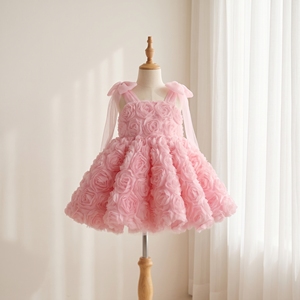 Robe de Princesse Rose de Luxe pour Filles, Faite à la Main, Robe de Bal 3D Rose en Tulle et Satin Respirant, Robe d'Anniversaire Florale de Boutique Personnalisée - Product Image 1