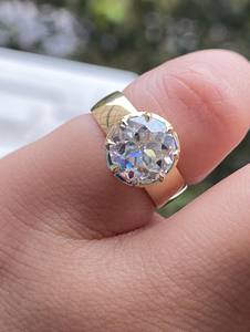 Anillo de Boda de Banda Ancha con Diamante Redondo de Laboratorio de 3 Quilates, Color E, Solitario, Oro de 18K, Certificado IGI - Product Image 3