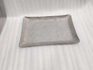 Multipurpose Aluminum Serving Tray With Elegant Look For Serving Food In Parties And Functions - Product Image 6