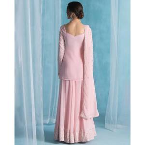 ชุดสวมใส่สำหรับงานปาร์ตี้ขนาดใหญ่พิเศษจากนักออกแบบ - Product Image 5