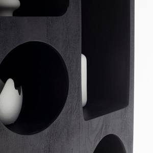 Étagère peinte en noir Vandana Altis Nimbus, design de meuble de rangement en bois minimaliste moderne - Product Image 4