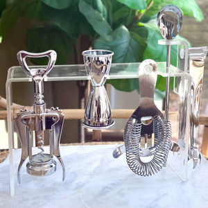 ชุดอุปกรณ์บาร์เคลือบเงินทันสมัย พร้อมขาตั้งอะคริลิกและฐานหินอ่อน อุปกรณ์เสริมสุดหรูสำหรับตกแต่งบาร์ที่บ้าน จากอินเดีย - Product Image 1