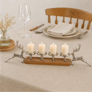 Candelabro de lujo de aluminio plateado con forma de reno y base rústica de madera de mango, de 4 pilares, para las fiestas navideñas. - Product Image 4