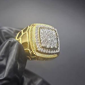 Anillo de Compromiso Cuadrado con Diamantes de Moissanita de Corte Brillante Redondo Estilo Iced Out para Hombre, Plata de Ley 925, Joyería de Regalo Hip Hop - Product Image 5