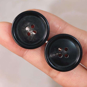 Wholesale Natural 4-Hole Flatback <b>Shirt</b> Buttons Custom Horn Buttons Mesh Decoration for Sewing Sustainable Plating Techniques - Product Image 2