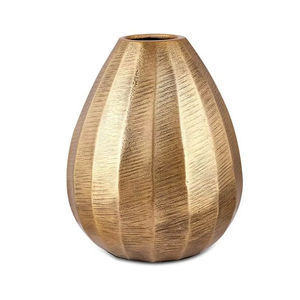 Elegante Florero de Aluminio con Acabado Metálico Refinado para la Decoración de Interiores Modernos y Lujosos - Product Image 1