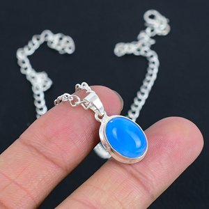 สร้อยคอจี้หินแคลเซโดนีสีน้ำเงินธรรมชาติแบบใหม่  ทำจากเงินแท้ 925 รูปทรงวงรี 8x10 มม. งานแฮนด์เมด เรียบหรู สไตล์มินิมอล - Product Image 1
