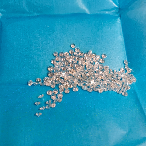 Diamantes sueltos naturales de corte brillante redondo de 3.1-4.1 mm, color blanco GH, calidad comercial, claridad Si2-i2, vendedor directo. - Product Image 1
