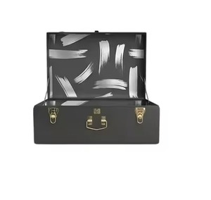 Coffre de rangement moderne en métal noir mat, boîte décorative de luxe pour objets précieux avec motif de brossage argenté métallique - Product Image 1
