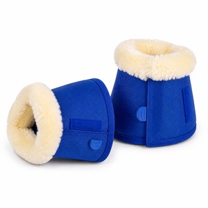 Botas de Campana Ajustables para Caballos - Protección Ligera para Todo Clima, Colores y Tamaños Personalizables - Product Image 3