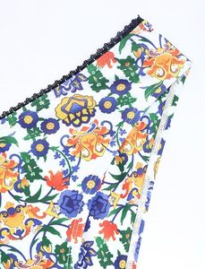 Conjunto de Bikini de 2 Piezas con Estampado Floral para Mujer, Escote Pronunciado con Logotipo en la Parte Delantera, Braguita Brasileña, Spandex, Poliéster Elástico, Corte Regular - Product Image 6