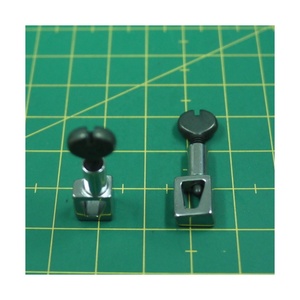 801506008 PINCE À AIGUILLE PIÈCES DE MACHINE À COUDRE DOMESTIQUE - Product Image 1