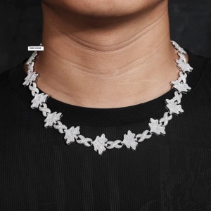 Collier pour homme ZAWO S925 en moissanite, motif papillon et chaîne infinie, entièrement fait main, brillant comme un diamant, provenant d'Inde. - Product Image 1