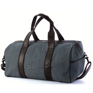 Bolsa de Viaje de Lona y Cuero Genuino de Gran Capacidad, a la Moda y de Lujo 2026, Organizador de Viaje con Cierre y Forro de Poliéster - Product Image 1