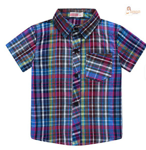 เสื้อเชิ้ตลายสก๊อตแขนสั้นลำลองสำหรับเด็กผู้ชายพร้อมกระเป๋า ปกคอปก ทรงปกติ ผ้าทอ - Product Image 1