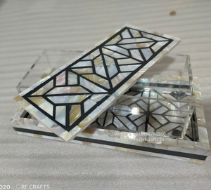 Vente en gros Nouveau design Récipient de stockage de desserts en acrylique avec couvercle incrusté de vadrouille en bois pour le stockage de condiments à couverture sucrée au chocolat - Product Image 2