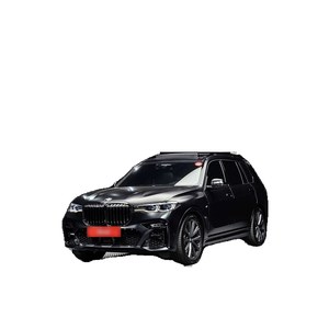 BMW X7 M50i Frozen Black Edition Novembre 2021 6 places avec volant à gauche, boîte de vitesses automatique et caméra de recul 71 730 km - Product Image 1