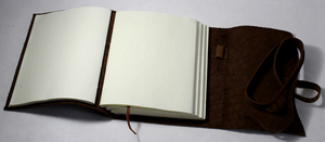 Carnets de notes vintage de haute qualité, faits à la main, en papier de coton recyclé, sans acide, avec reliure en cuir et coutures sur le dos - Product Image 4