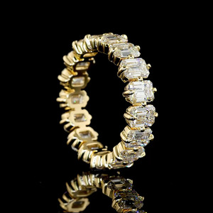 Anillo de Eternidad con Diamantes de Corte Esmeralda Cultivados en Laboratorio, Chapado en Rodio, Oro de 10K, 14K, 18K, Plata 925, 935, para Compromiso y Regalo - Product Image 4