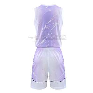 Uniforme de Baloncesto de Tela de Alta Calidad con Nuevo Diseño, Personalizado con Nombre, Número y Logotipo - Product Image 2