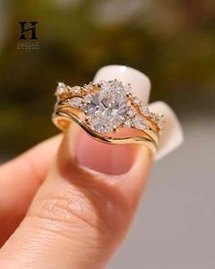 Juego de Anillos de Boda de Lujo con Corte Ovalado, 3 Piezas, Banda Entrelazada con Contorno de Vid, Oro Amarillo de 10K y 14K, Joyería Personalizada - Product Image 2